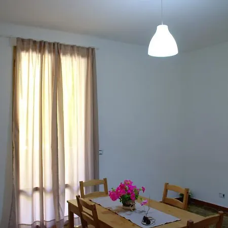 Bue Marino Macari